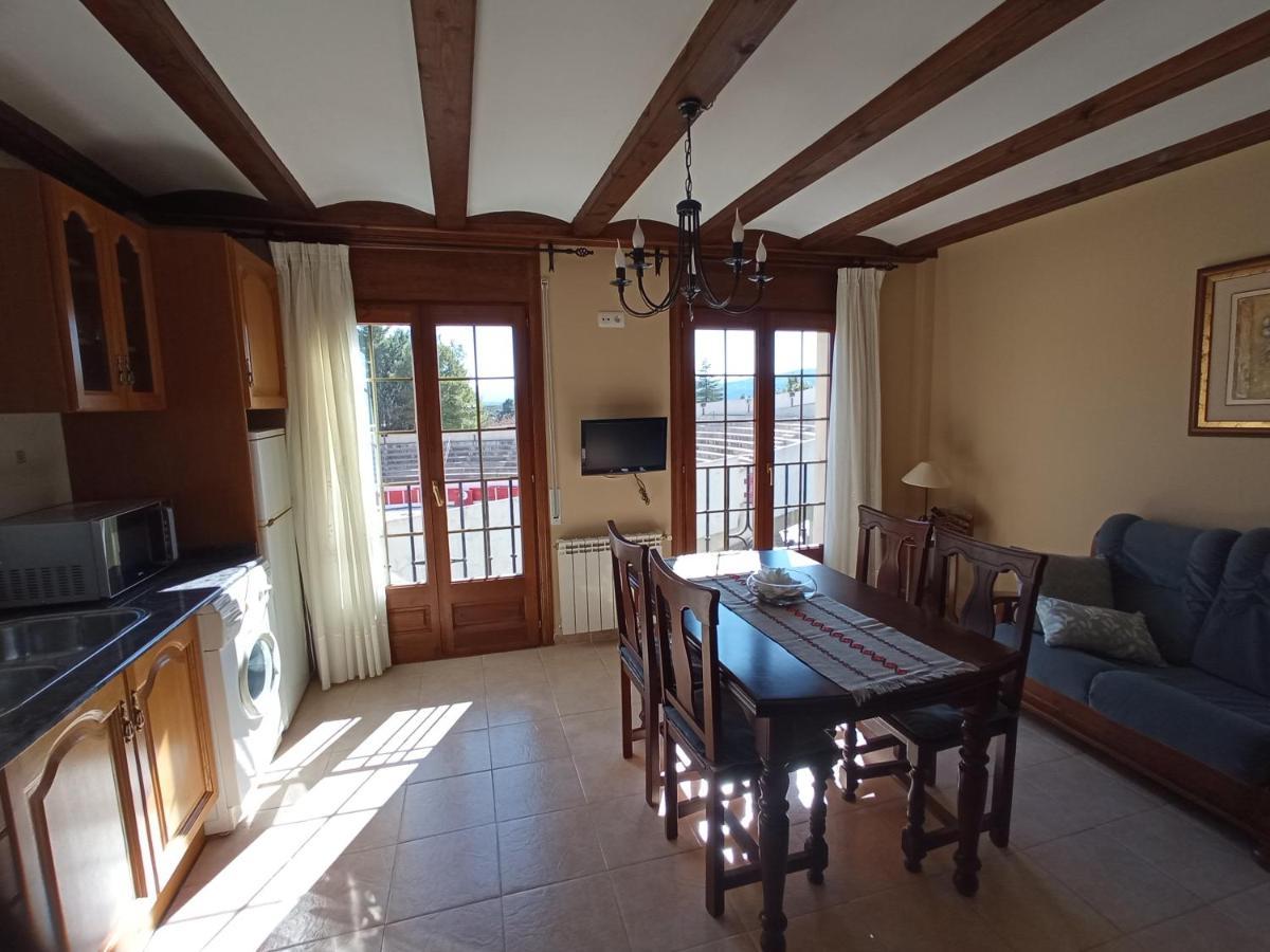 Apartamentos En Castellote El Batan Eksteriør bilde